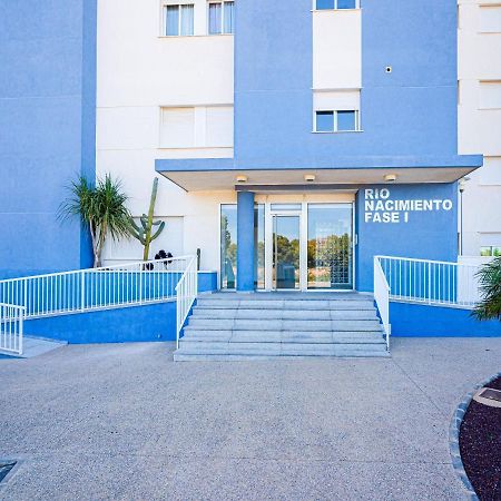 Rio Nacimiento Apartment Campoamor Luaran gambar