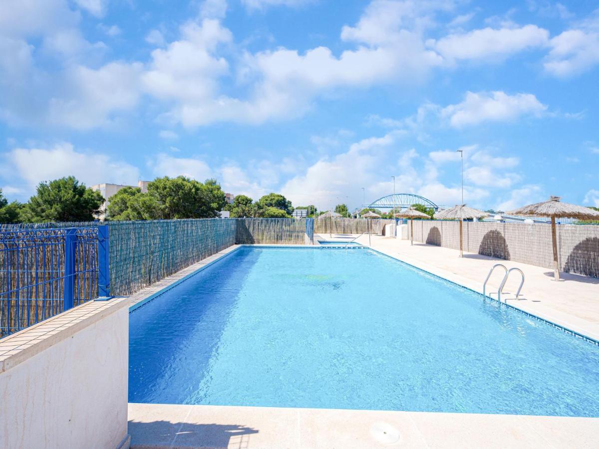 Rio Nacimiento Apartment Campoamor Luaran gambar