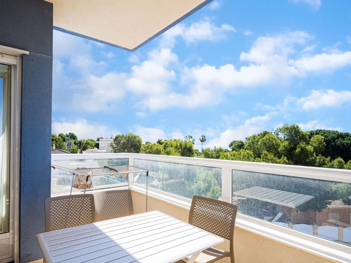 Rio Nacimiento Apartment Campoamor Luaran gambar