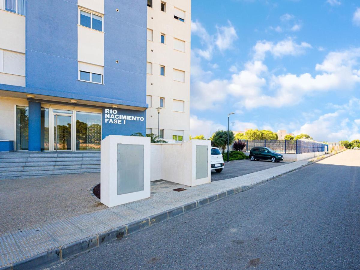 Rio Nacimiento Apartment Campoamor Luaran gambar